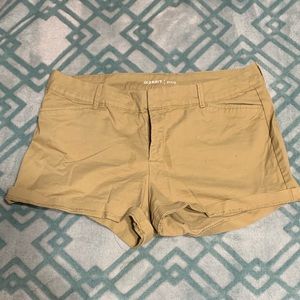 Old navy tan pixie short